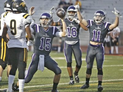 Foolball team Valencia - valley news dispatch sports