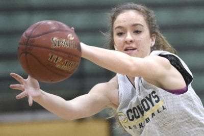 Canyon girls hoops applying the heat