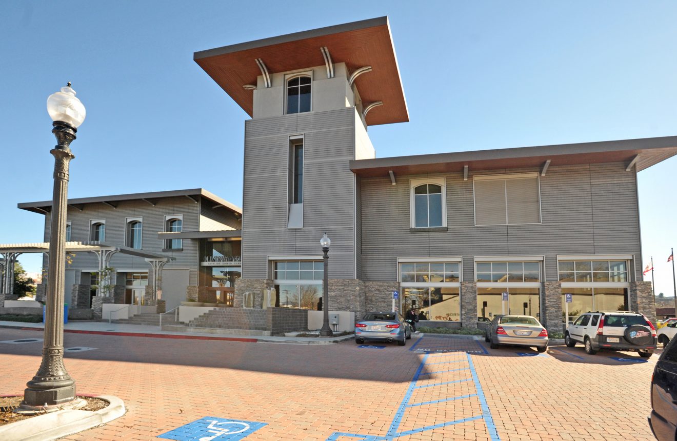 Santa Clarita brings Native American masks exhibit to Newhall Library