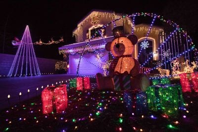 Koji Ct. house wins Holiday Lights Contest