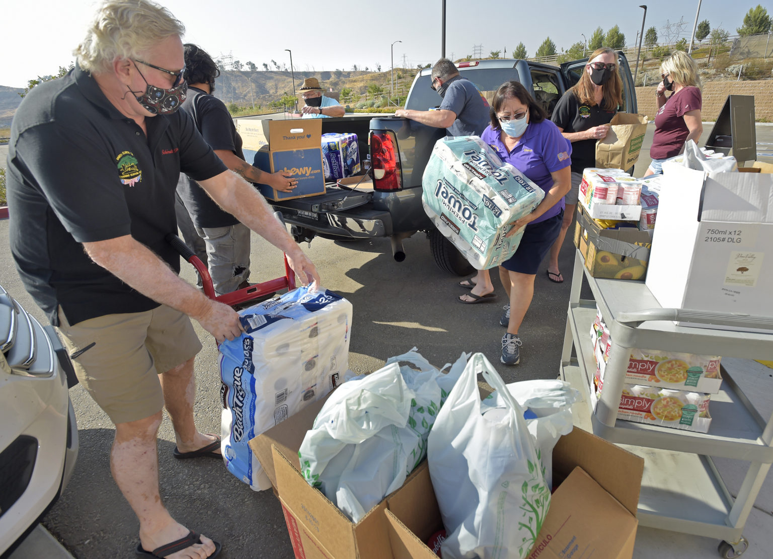 Elks Lodge donates 2K worth of food, items to SCV Senior Center
