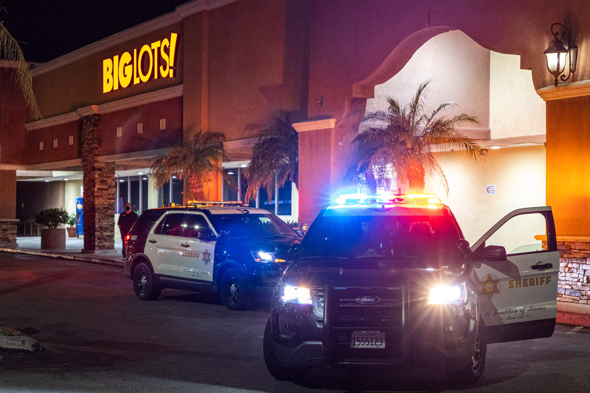 More violence Stabbing in Canyon Country