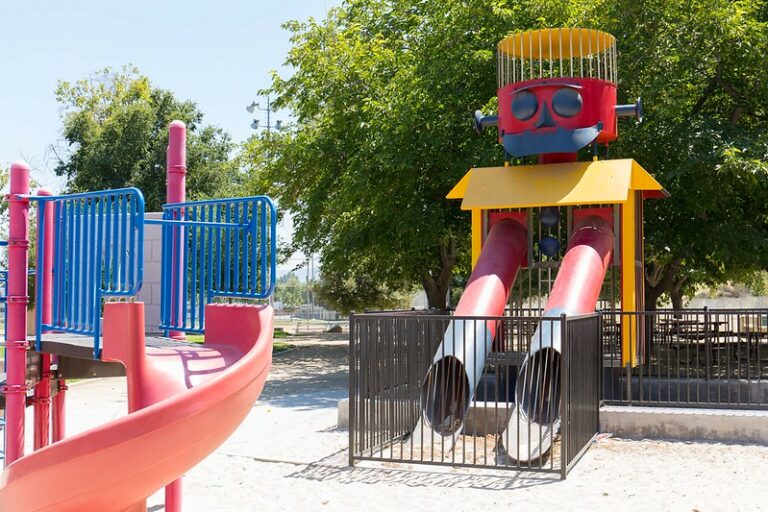 Santa Clarita’s Parent-Approved Playgrounds