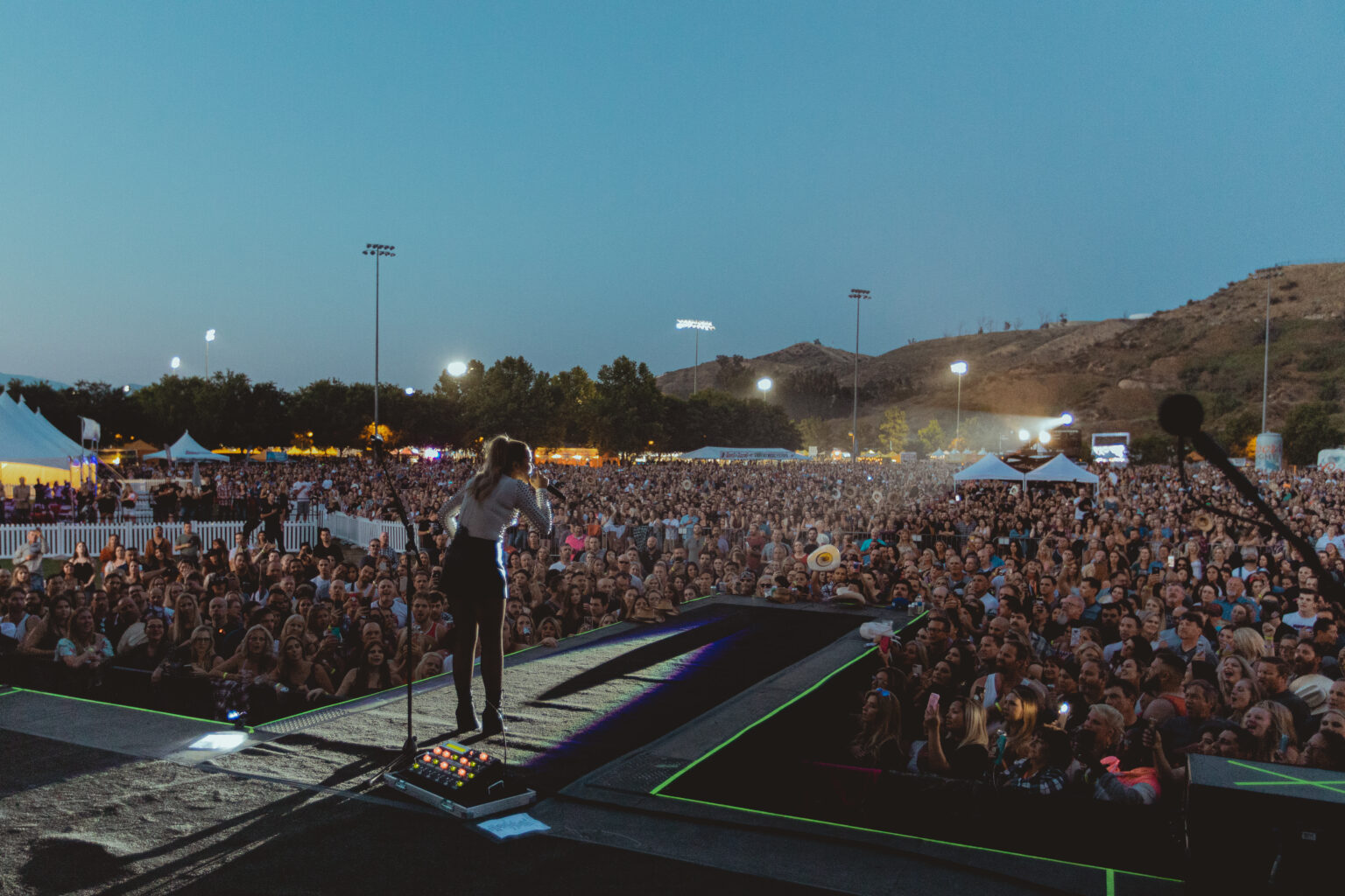 Brad Paisley to headline ‘Boots & Brews’ in SCV
