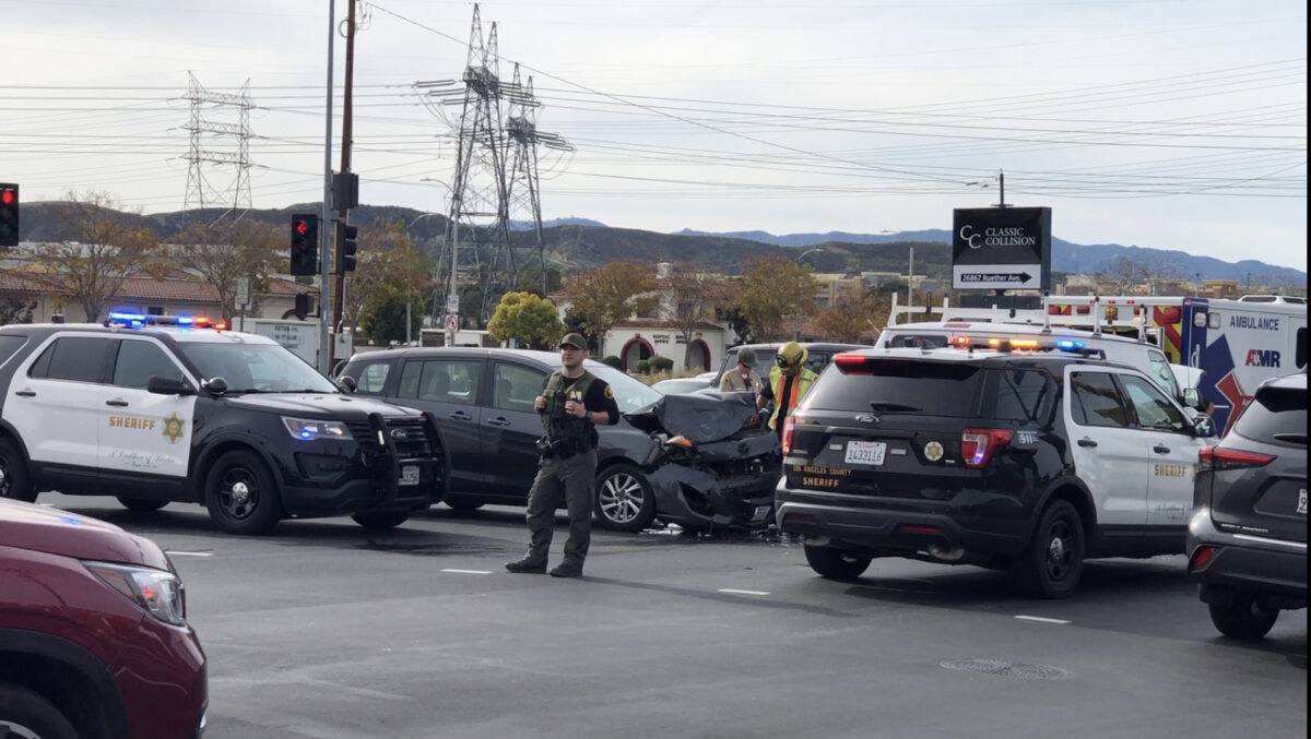 Woman transported to hospital after traffic collision in Canyon Country