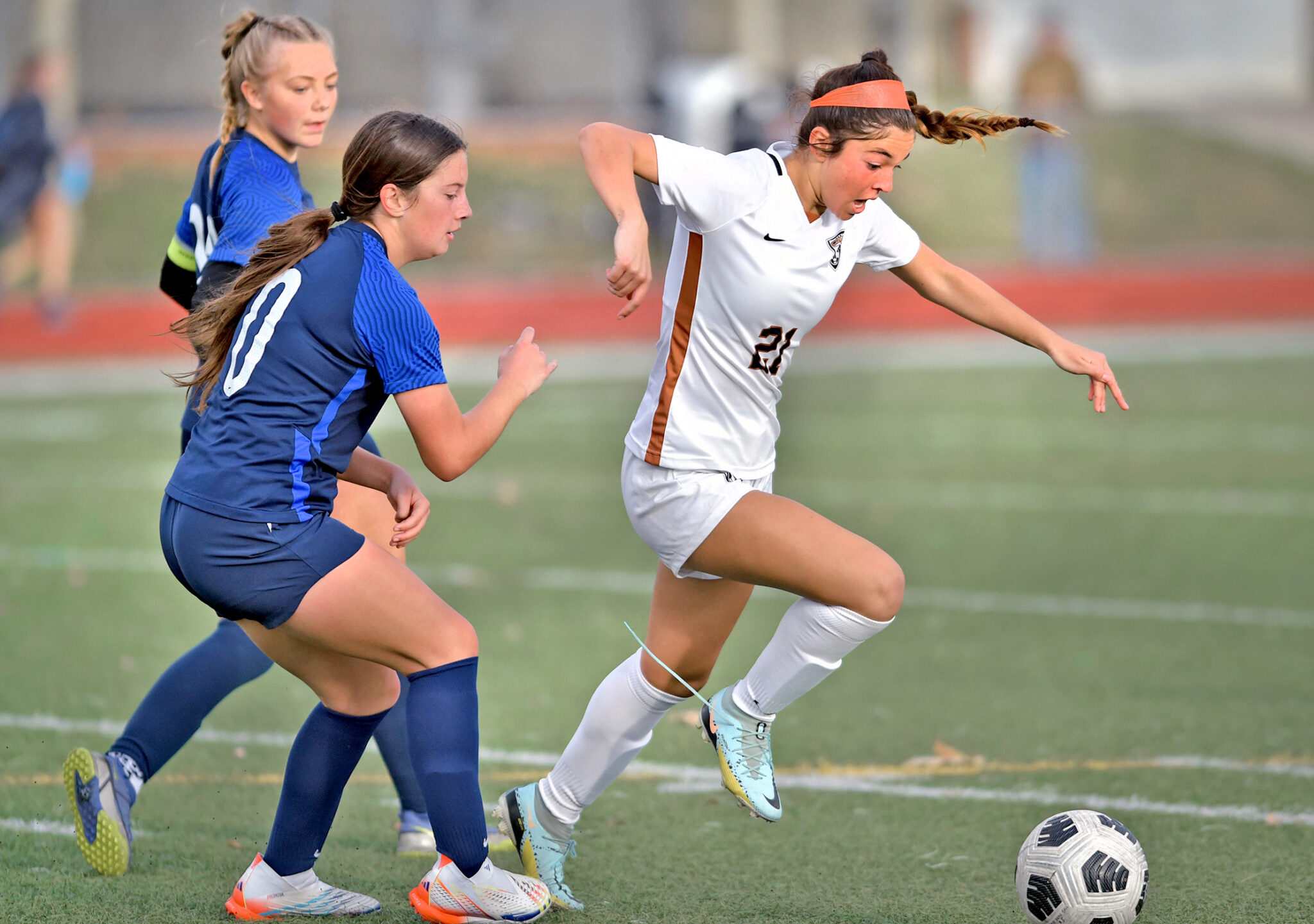 Saugus and Castaic finish in scoreless draw