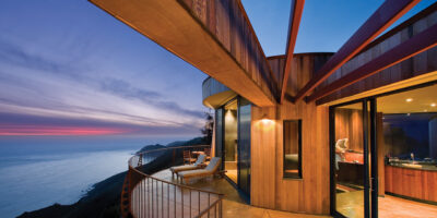 Spend your day surrounded by the ocean in one of the magical Pacific Suites at The Post Inn in Big Sur. A curved interior offers striking ocean views from the bedroom, living room, shower and soaking tub.