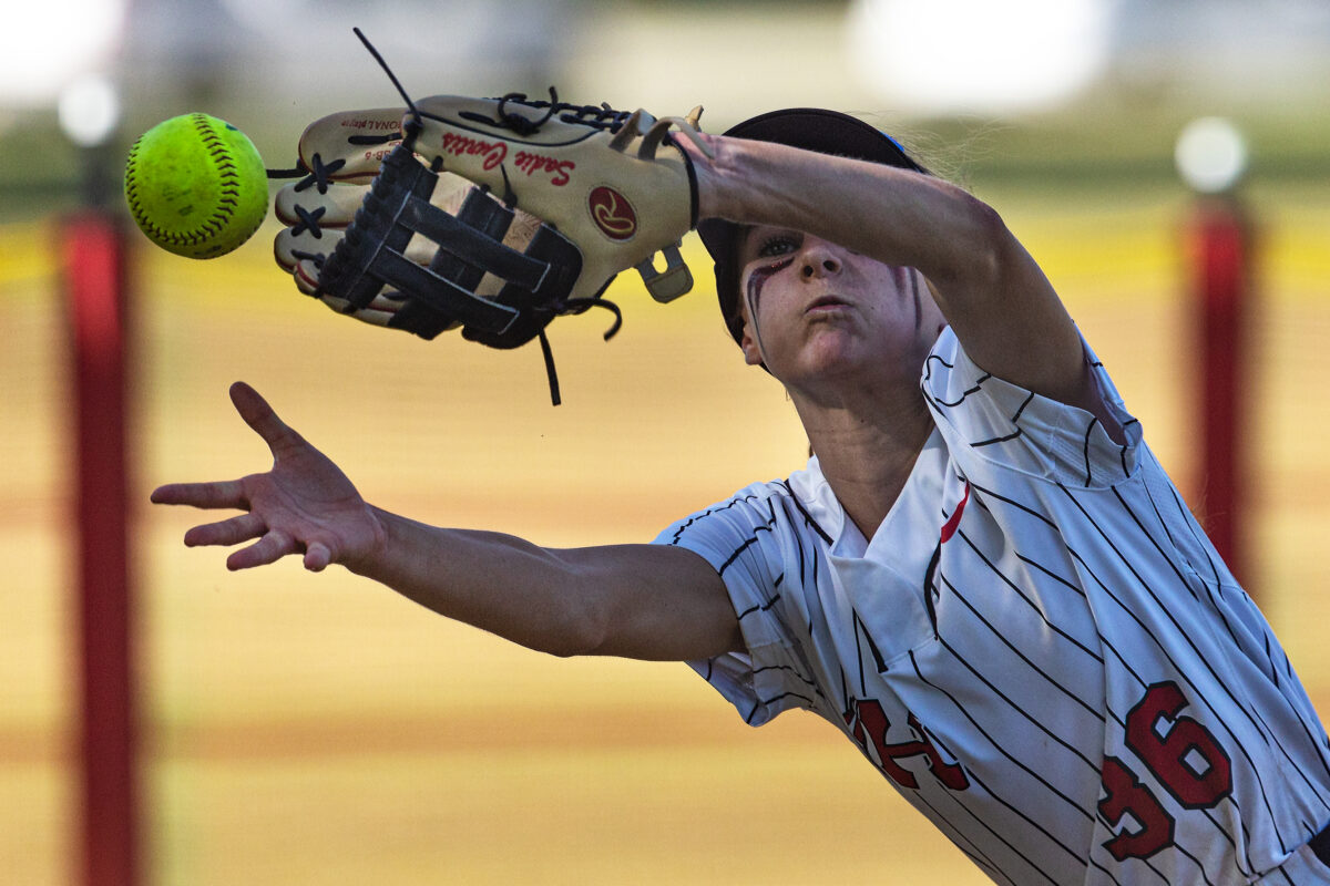 Hart softball spoils Valencia’s undefeated season in home run derby