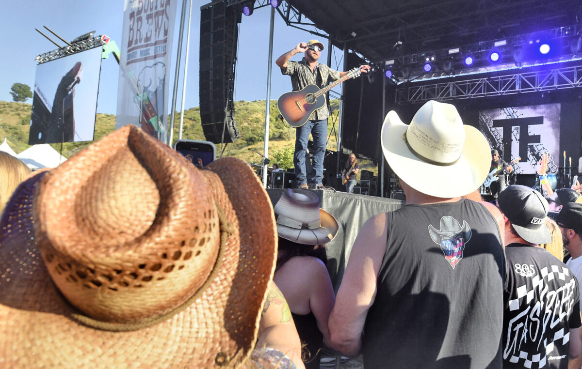 Boots, Brews and Brice Lee Brice performs in SCV for crowd of 8,000 at