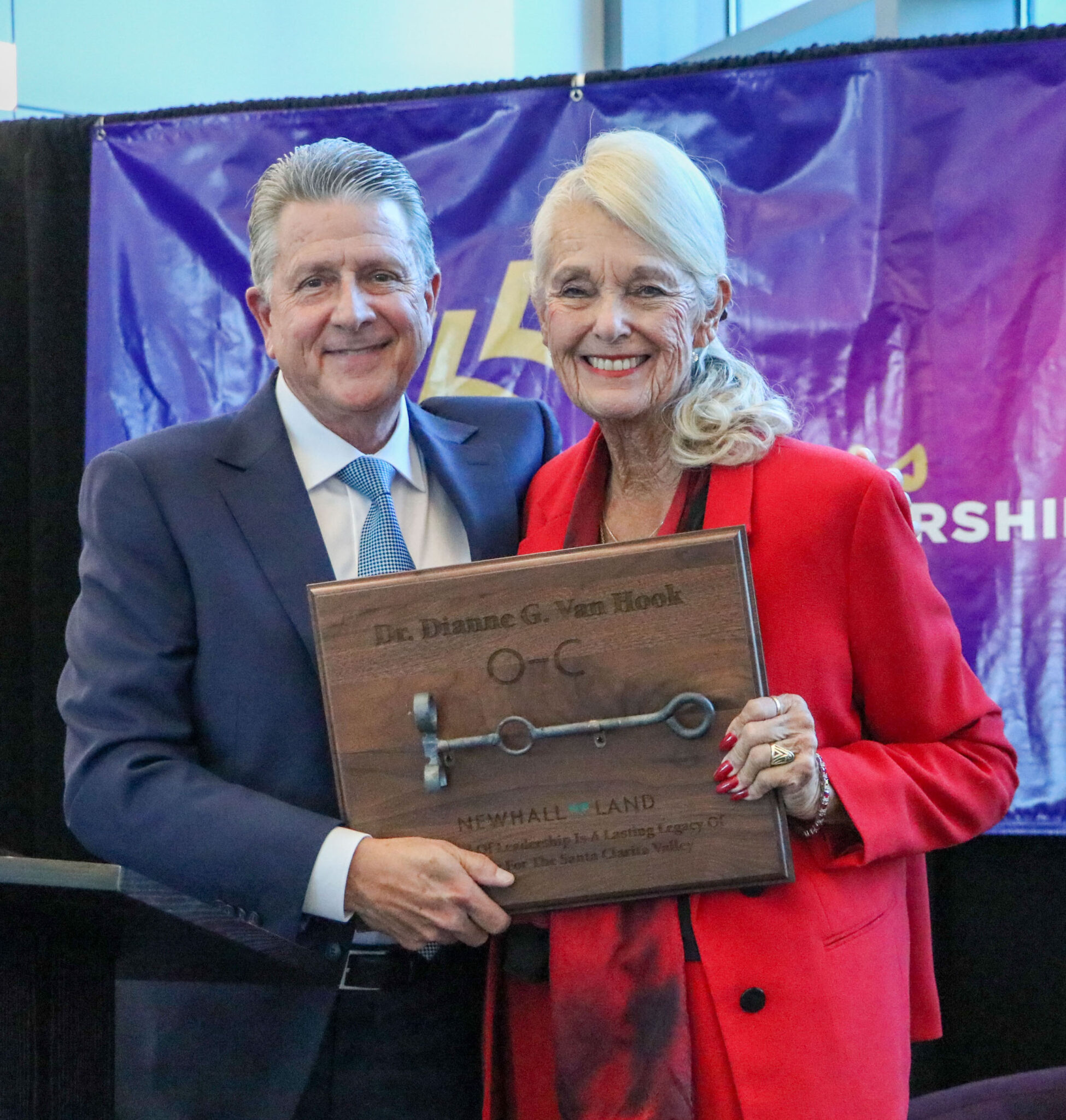 Van Hook receives O — C Award from FivePoint