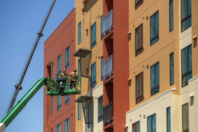 Construction on Casa Sueños, an affordable housing complex at 3500 E. 12th St. in Oakland, on Aug 7, 2023. Photo by Semantha Norris, CalMatters