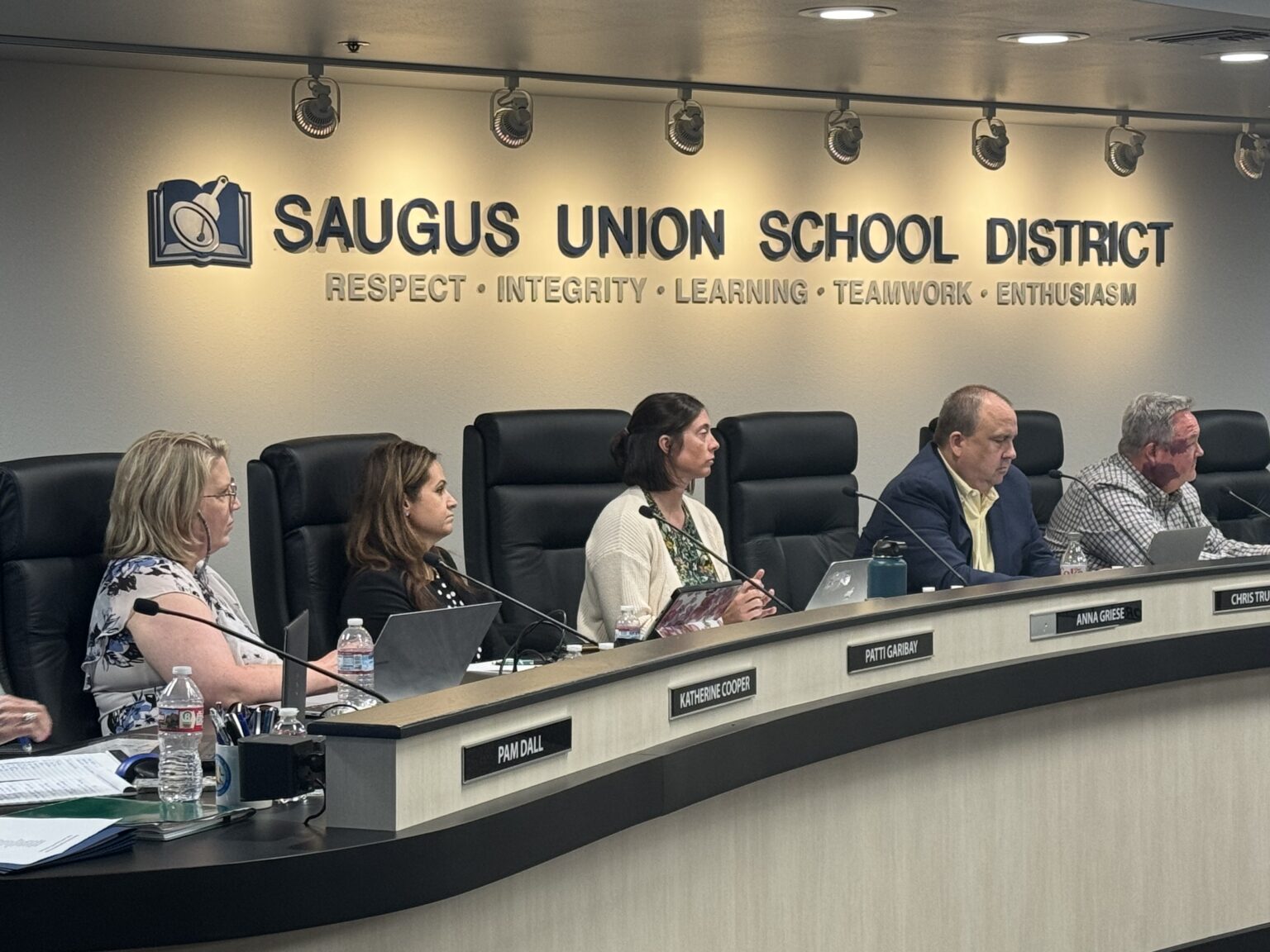 Saugus school board discusses future of genderspecific events