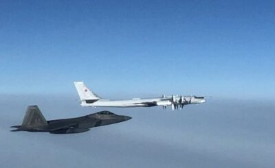 An F-22 "Raptor" fighter jet assigned to the North American Aerospace Defense Command (NORAD) intercepts a Russian Tu-95 bomber after it entered the Alaskan Air Defense Identification Zone on Oct. 19, 2020. Photo: NORAD