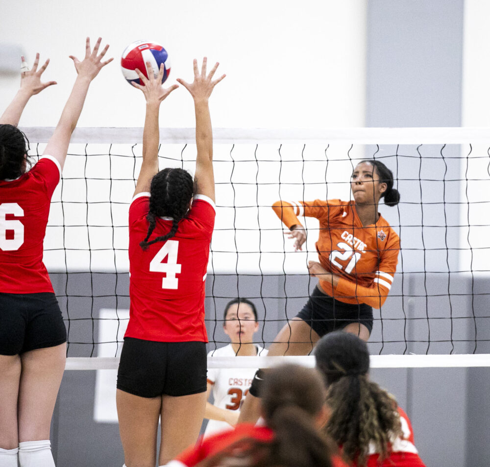Read more about the article Castaic falls to Taft in five sets at home
