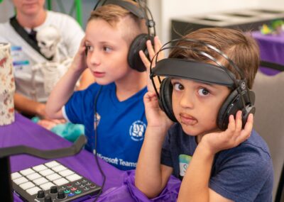 Sage, 6, (front) and Cohen Gampe, 10, pariticpate in playing with sounds during the Here4Fun Day event hosted by Multivium at the Canyon Country Community Center on Sept. 20, 2025. Katherine Quezada/The Signal