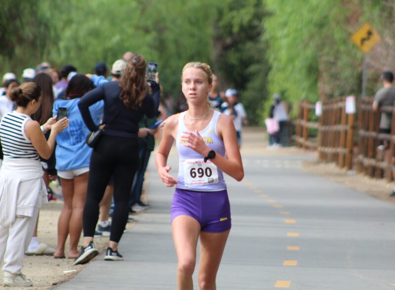 Valencia runner Reese Ray leading the three-mile-race during the 2025 Foothill League Meet #1 at Central Park on September 27, 2025. Ryan Romero/The Signal