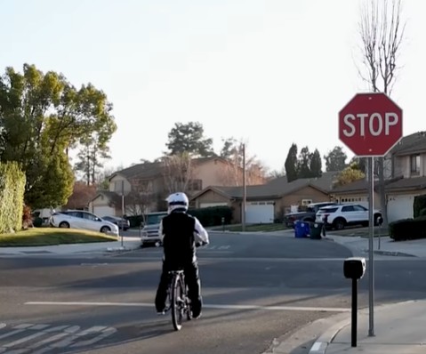 Read more about the article City shares frustration over e-bike scofflaws 