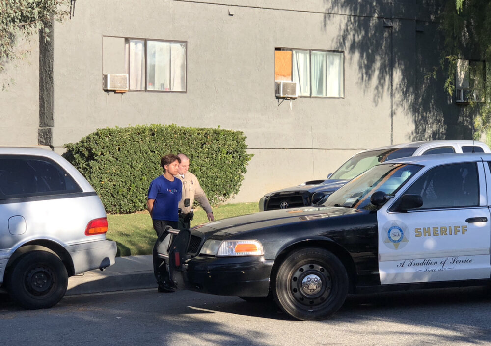 Read more about the article Deputies: Family dispute leads to one member holding others hostage 