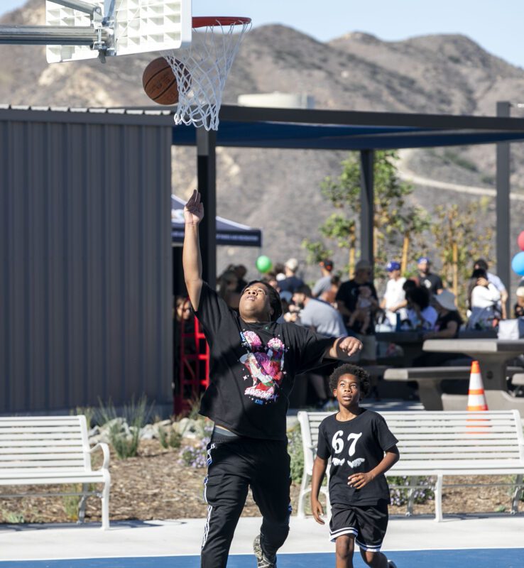 Santa Clarita residents of all ages enjoyed the opening of Riparian Park in Valencia by FivePoint on Saturday, Nov. 1, 2025. Habeba Mostafa/ The Signal
