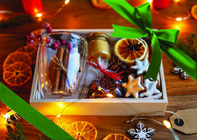 Mulled wine is a favorite during the holidays. You may want to add a special holiday mug for the recipient to enjoy the treat in. ©ADOBESTOCK