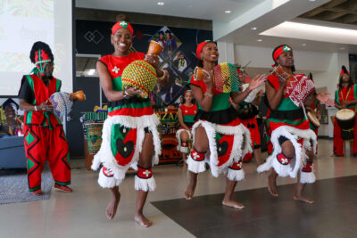 The College of the Canyons Intercultural Center and Umoja Community hosted a Kwanzaa celebration on Wednesday, Dec. 3. The free event, which drew more than 100 attendees, featured a performance by the Teye Sa Thiosanne African Drum and Dance Company, as well as a kinara display. Photo by Stephanie Corral/COC Public Information Office.