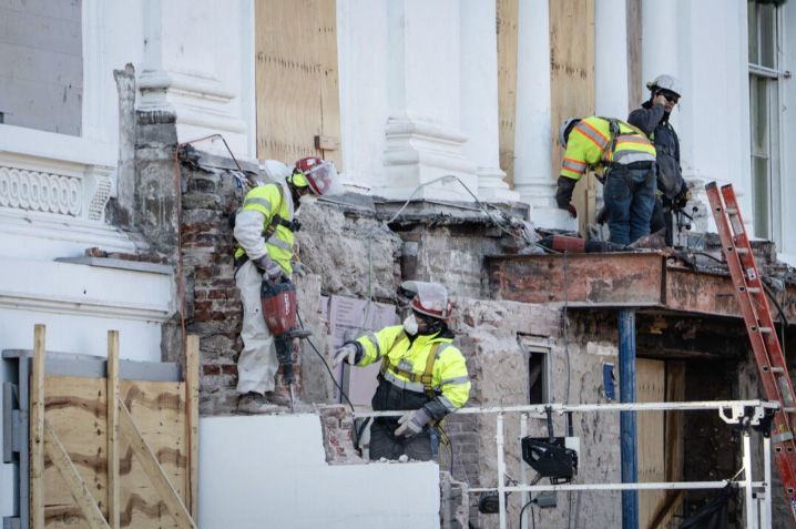 Construction workers work on adding a ballroom to the East Wing of the White House on Dec. 1, 2025. Photo by Madalina Kilroy.
