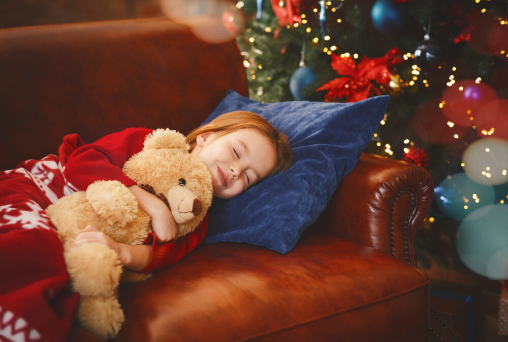 Stories help set the holiday scene and enable children to hold tight to all of the magic. ©ADOBESTOCK