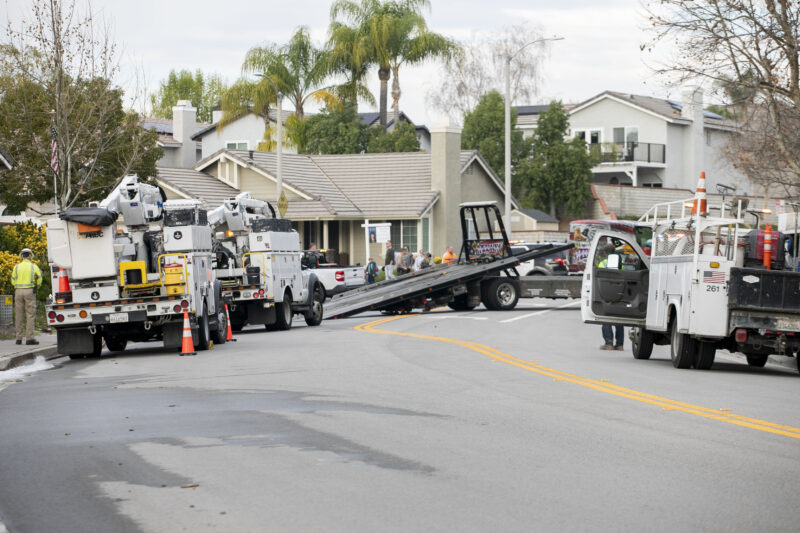 An SUV crashed into a wall at the intersection of Seco Canyon Road and Coral Way, causing a power outage in the Saugus neighborhood on Thursday, Jan. 22, 2026. Habeba Mostafa/ The Signal