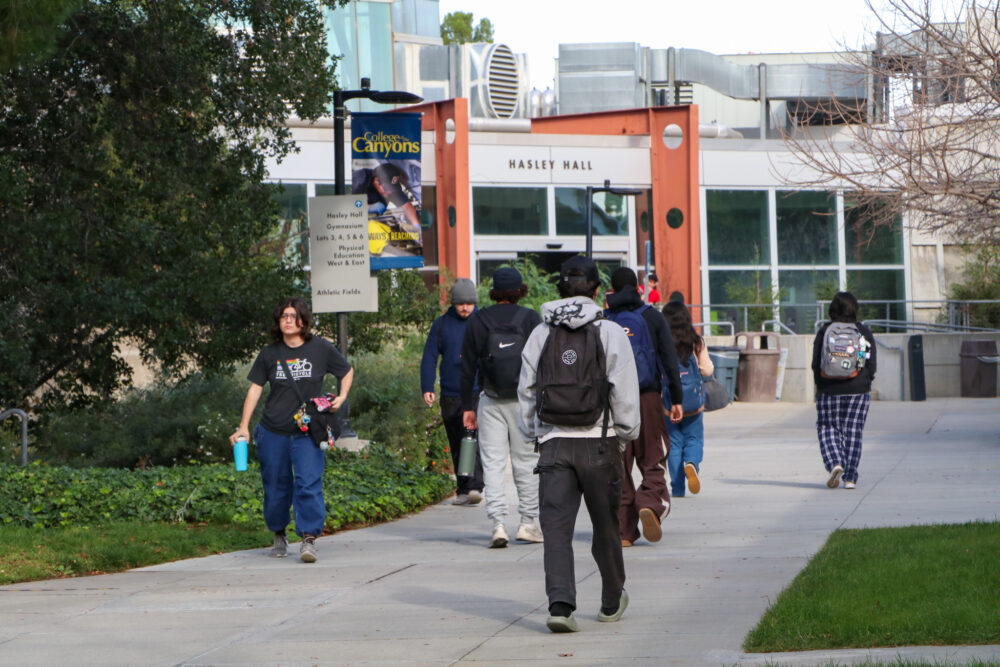 Students returned to the Valencia campus for the start of the 2026 spring semester. Courtesy photo.