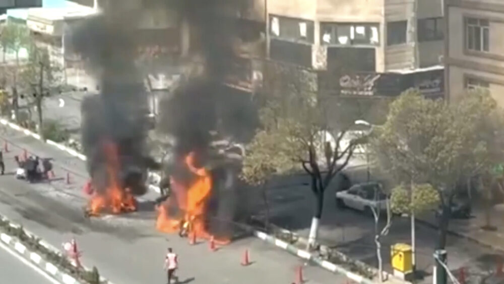 Read more about the article Israel targets checkpoints that hold back Iranian uprising 