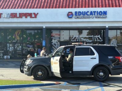 Santa Clarita Valley Sheriff's Station deputies respond to a mental health crisis at Seco Canyon Road and Bouquet Canyon Road, Thursday, April 30, 2026. Kamryn Martell/The Signal
