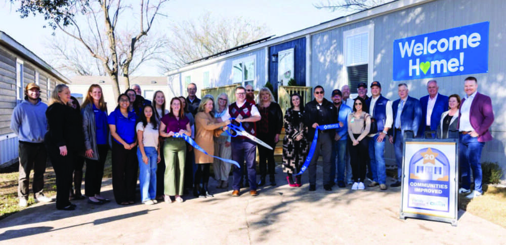 Family Promise of Santa Clarita Valley recently received a $20,000 grant from Clayton, a homebuilder, to help the local nonprofit support local families in need of housing assistance. Courtesy photo.