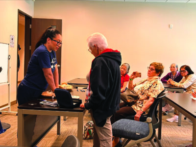Staff from Henry Mayo Newhall Hospital recently conducted a series of free “hands-only CPR” training sessions for the public at the hospital, the Henry Mayo Fitness and Health club and at the Bella Vida Santa Clarita Valley Senior Center. Henry Mayo nurse Monique Avalos is shown here conducting the training at the senior center. Photo courtesy of HMNH.