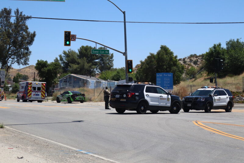 Santa Clarita Valley Sheriff's Station deputies block off the roads after a structure fire on the 16400 block of Sierra Highway in Canyon Country, Tuesday, June 16, 2026. Kamryn Martell/The Signal