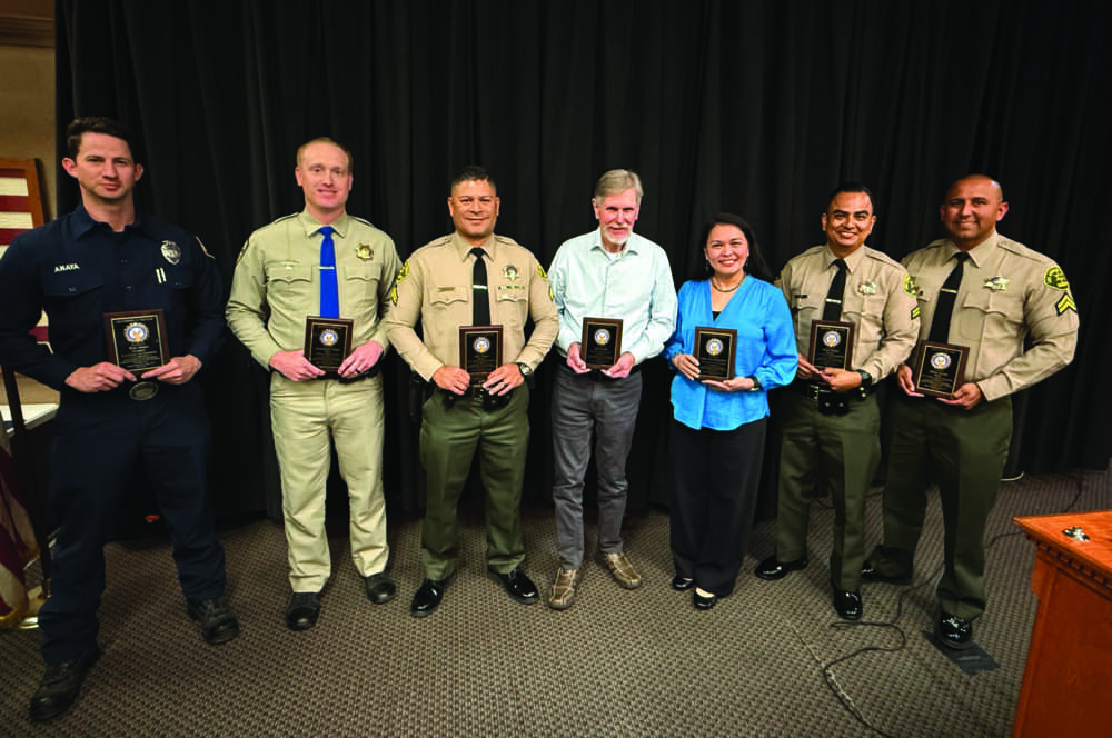 Read more about the article Elks Lodge honors community heroes 