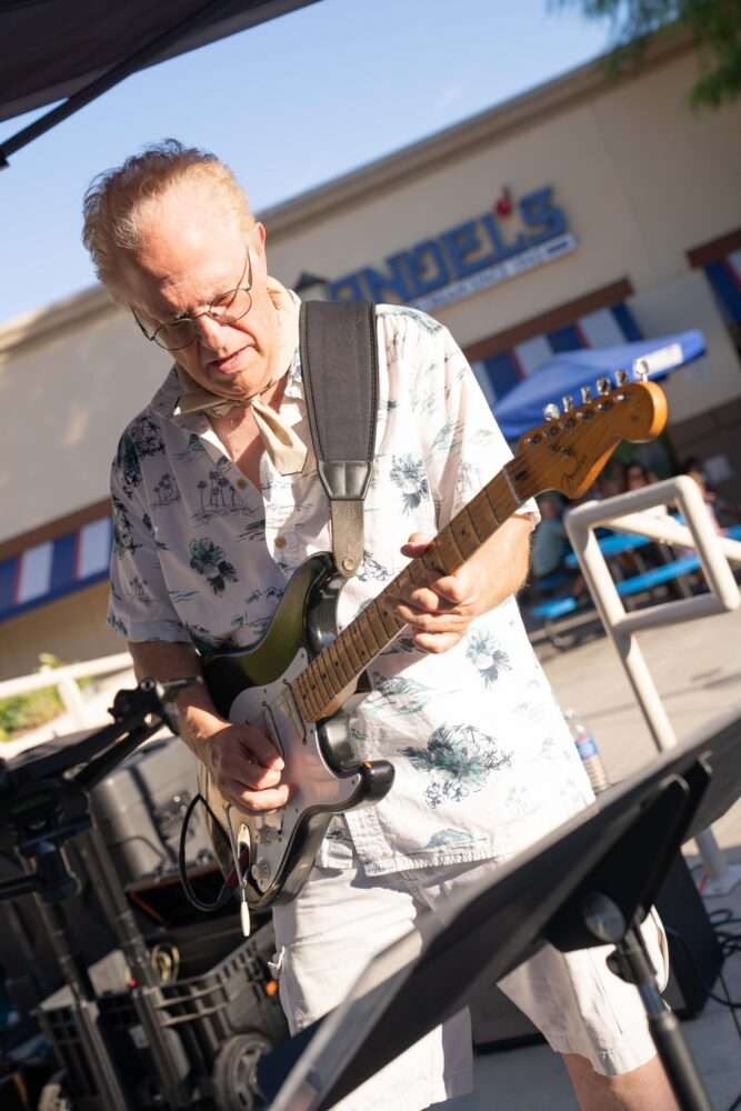 Read more about the article Photos: Summer Concert series features L.A. Rockers