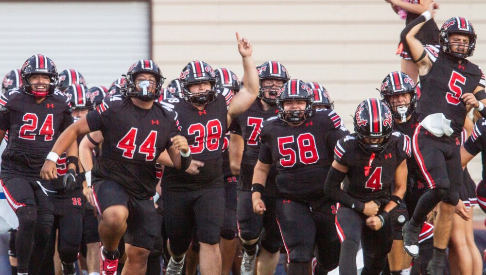 Read more about the article Friday Night Football Scores  