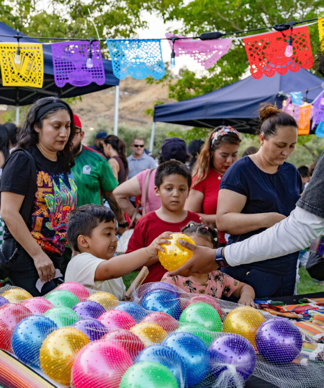 Attendees get balloons at the final "Celebrate" event highlighting Mexico at Canyon Country Community Center, Thursday, Sept. 10, 2026. Chloe Miller/For The Signal