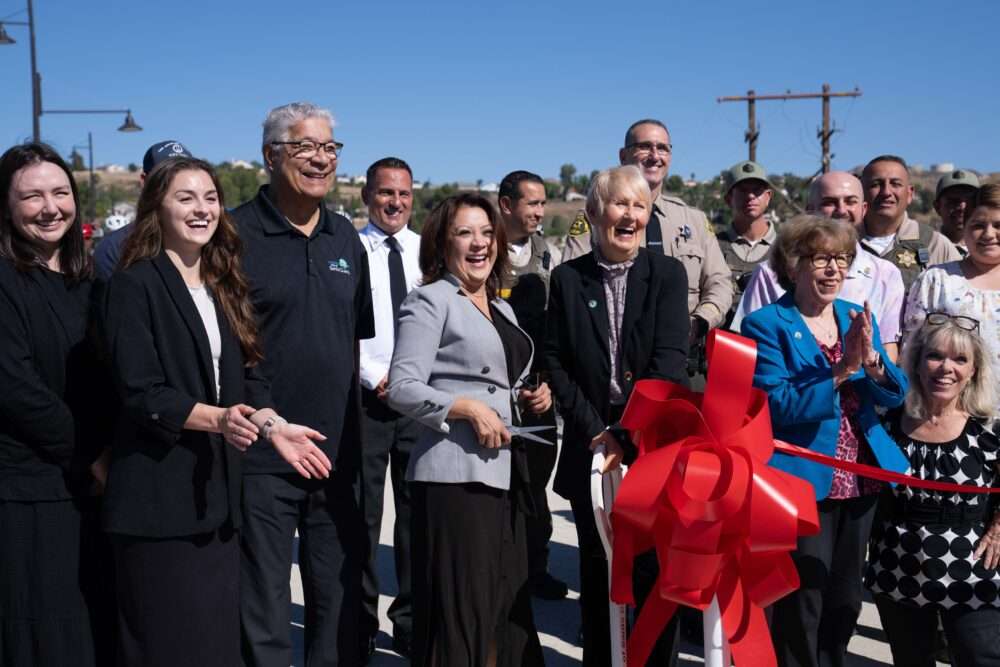 Read more about the article City, dignitaries, community celebrate Vista Canyon bridge ribbon cutting 