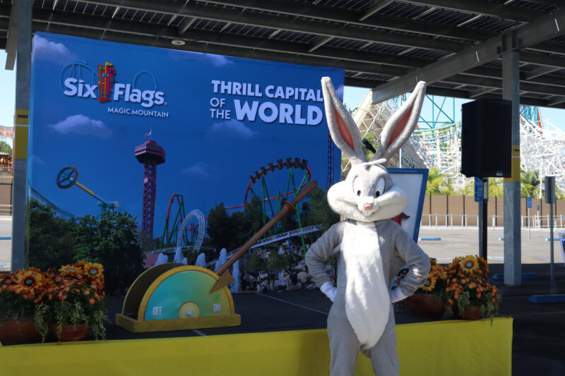 Bugs Bunny poses in front of the solar system energy installation "switch" at Six Flags Magic Mountain in Valencia, Calif., Thursday, Oct. 1, 2026. Kamryn Martell/The Signal