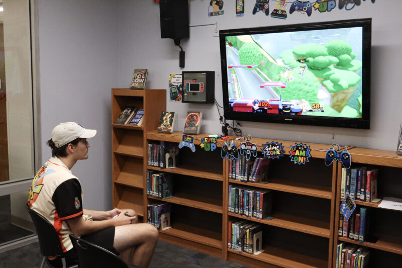 Guyden Cass, 16, plays Super Smash Bros. at the Teen FanFest at the Canyon Country Jo Anne Darcy Library in Canyon Country, Calif., Friday, Oct. 9, 2026. Kamryn Martell/The Signal