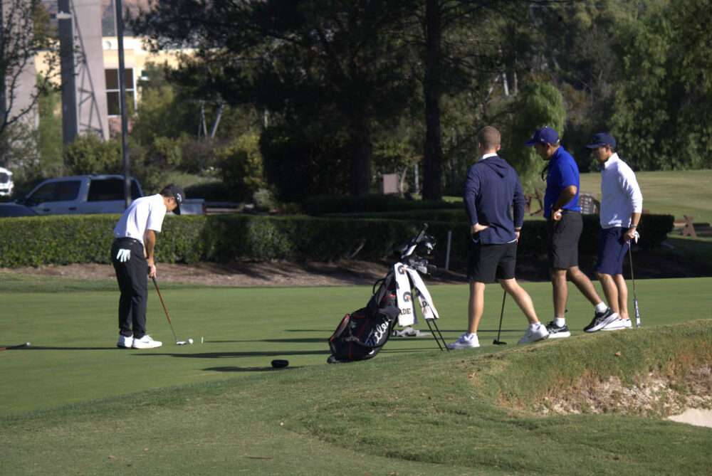 Attendees watching someone finish their game the Valencia Country Club in Valencia, Calif., Thursday, Oct, 19, 2026. Audrey De Laura/The Signal