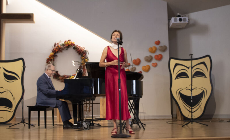 Constanze Bonelli performs 'Summertime' from 'Porgy and Bess' with Steven Applegate on piano at Santa Clarita Master Chorale's 'One Night Only' at Valencia United Methodist Church in Valencia, Calif', Sunday, Oct, 25. 2026 Audrey De Laura/The Signal