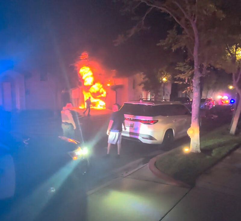 Two cars were engulfed in flames at a home on Avenida De Sonrisa in Saugus early Thursday morning. Photo courtesy of Dillon Foster.